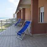 فندق Astoria 3*
