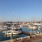 Astoria 3* بيزارو