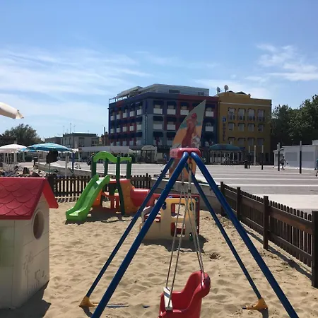 호텔 Astoria