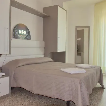 Hotel Astoria 3*