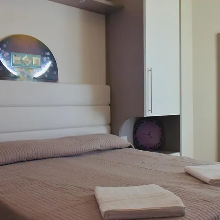 호텔 Astoria 3*