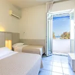 Astoria 3* ペザロ