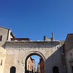 Astoria ホテル ペザロ
