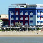 Hotel Astoria 3*